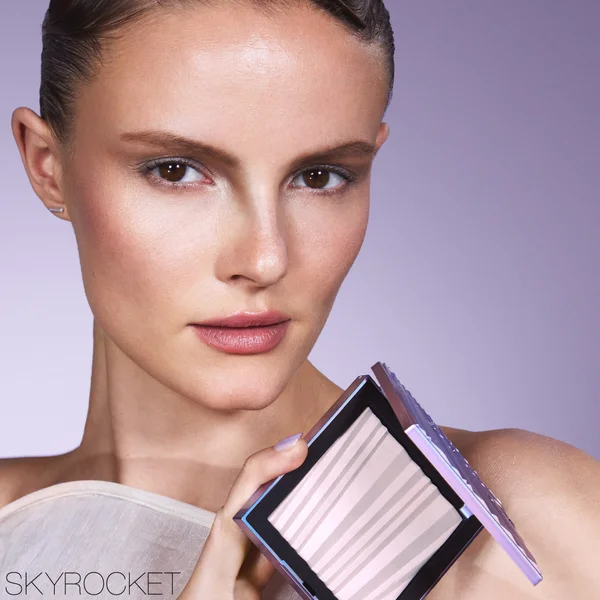NARS Aura Illuminating Face & Body Powder Sky Rocket