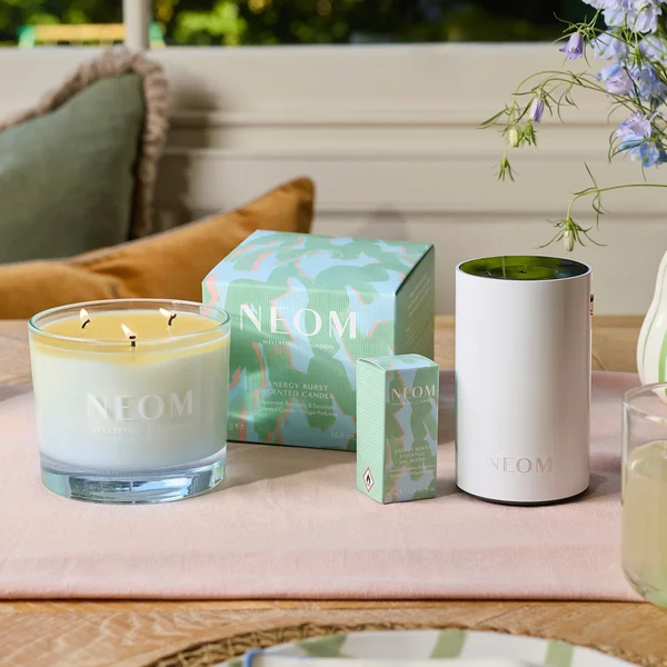 NEOM Wellbeing Energy Burst 3 Wick Candle 420g