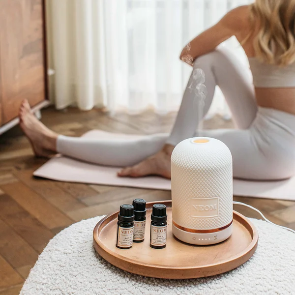 NEOM Wellbeing Happiness Essential Oil Blend 10ml