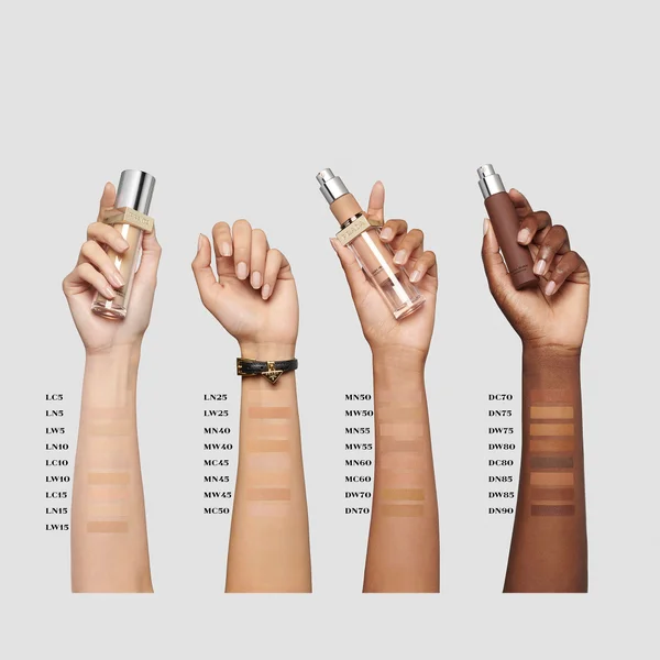 Prada Reveal Skin Optimising Refillable Foundation 30ml (Various Shades)
