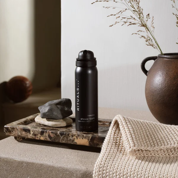 RITUALS Homme Collection Cedar Wood + Vitamin E Complex Foaming Body Wash 50ml