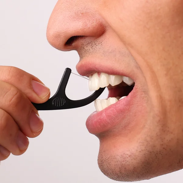 Spotlight Oral Care Dental Floss Picks For Whitening