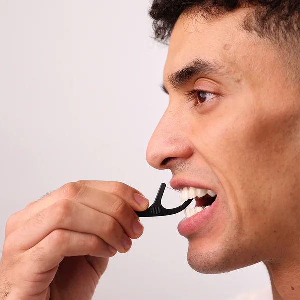 Spotlight Oral Care Dental Floss Picks For Whitening