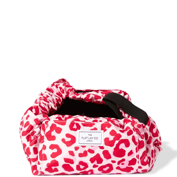 The Flat Lay Co. Drawstring Bag - Pink Leopard