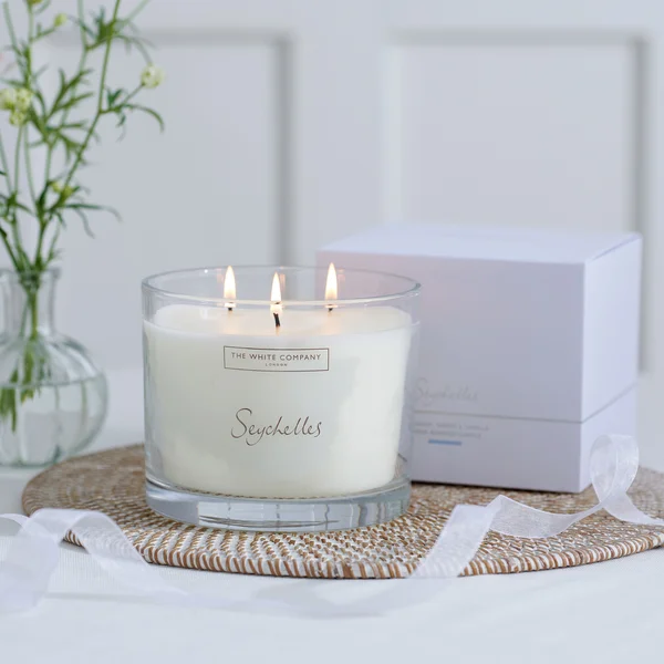 The White Company Seychelles Large Candle 770g