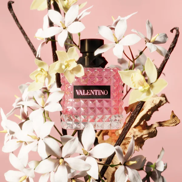 Valentino Born In Roma Donna Eau De Parfum For Her 50ml