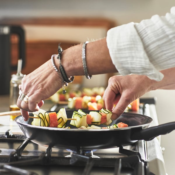 IKEA HEMLAGAD Frying Pan Non-stick Coating Black 11 "