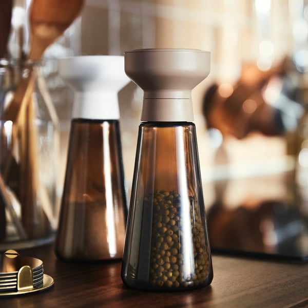 IKEA HALVTOM Spice Mill Glass/brown 7 ½ "