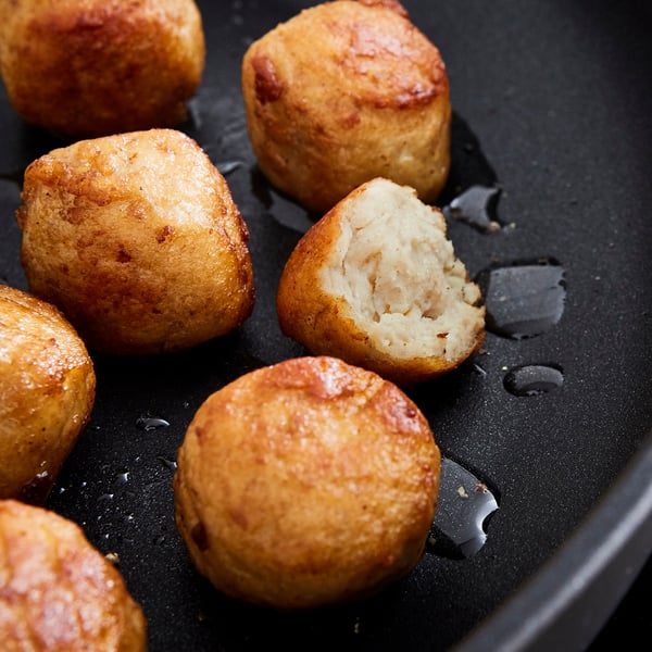 IKEA HUVUDROLL Chicken Meatballs Frozen 2 Lb 3 Oz