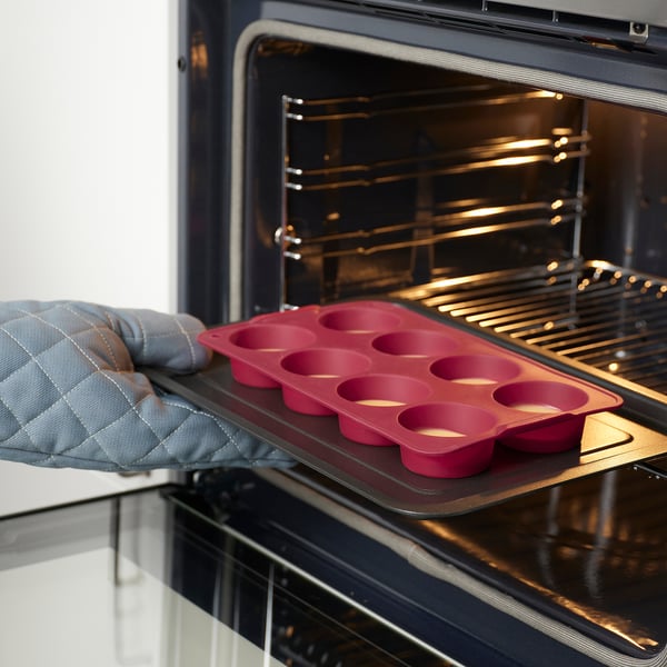 IKEA KANTNÅL Muffin Mold Dark Red 7x11 ¾ "