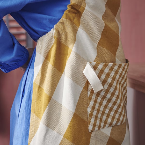 IKEA KÖSSEBÄR Apron Yellow/white 28x36 "