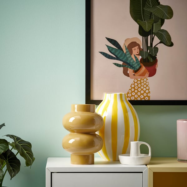 IKEA PÄRLHÄGG Vase Yellow-beige 8 ¾ "