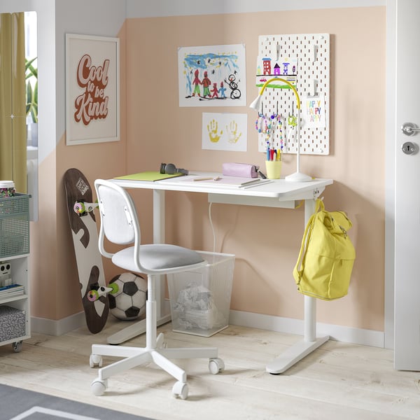 IKEA RELATERA Desk White 35 3/8x23 5/8 "