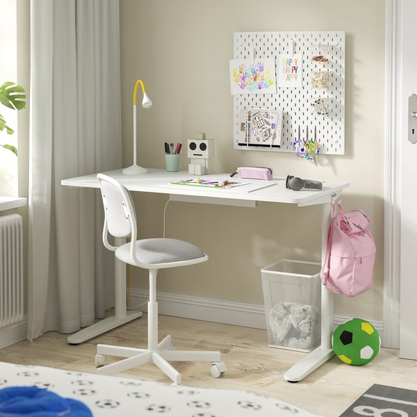 IKEA RELATERA Desk White 46 1/8x23 5/8 "