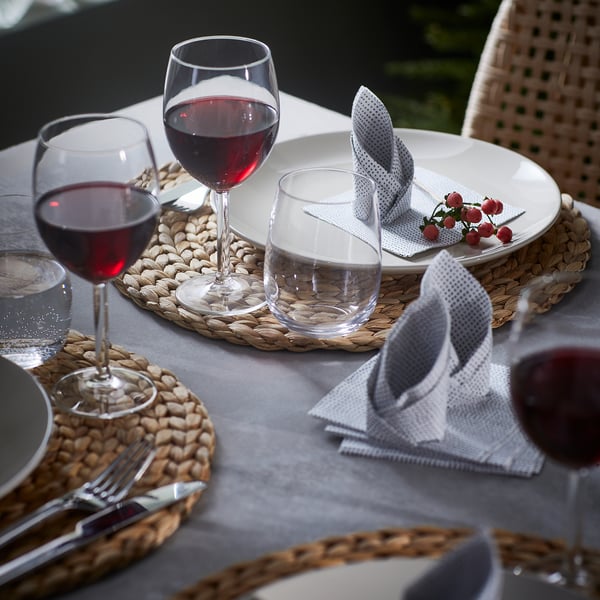 IKEA SVALKA Wine Glass Clear Glass 10 Oz