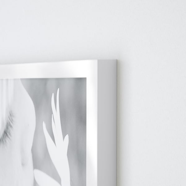 IKEA VÄXBO Collage Frame For 8 Photos White 5x7 "