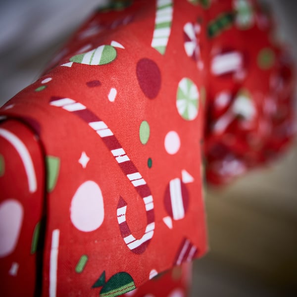 IKEA VINTERFINT Children's Apron Candy Red 4-7