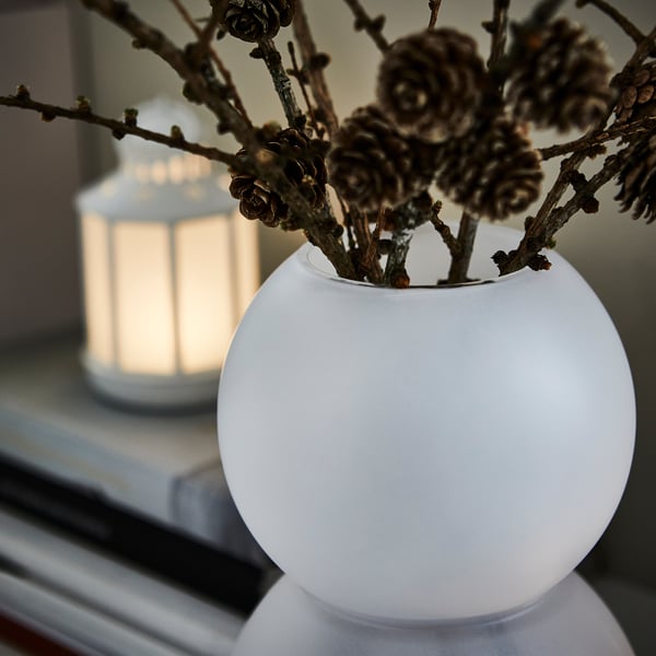 IKEA VINTERFINT Vase Frosted Glass/white 8 ½ "