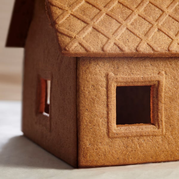 IKEA VINTERSAGA Gingerbread House 1 Lb