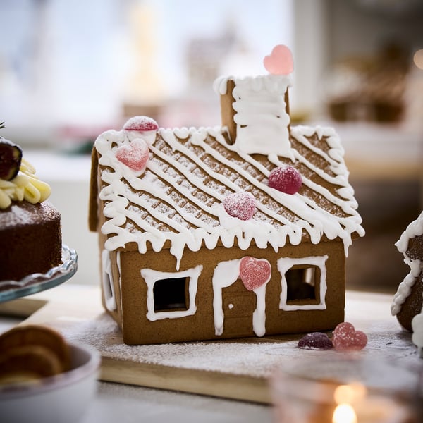 IKEA VINTERSAGA Gingerbread House 1 Lb