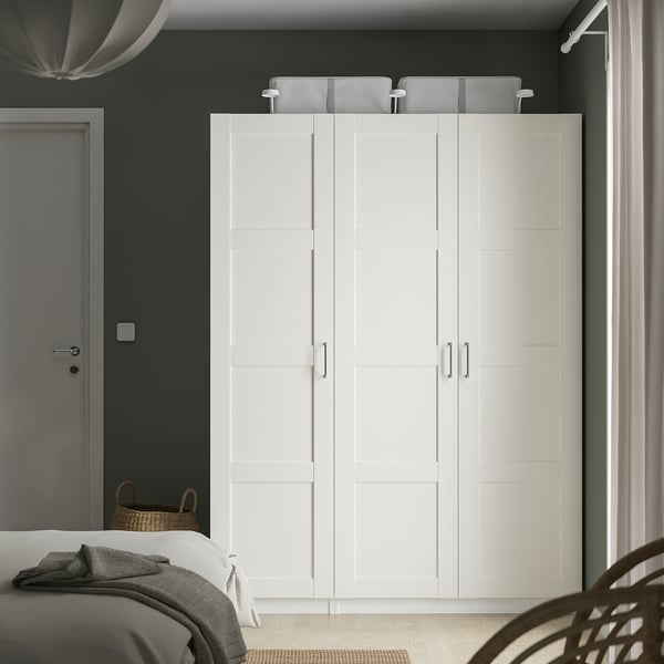 IKEA PAX / BERGSBO Wardrobe Combination White/white 59x23 5/8x79 1/4 "