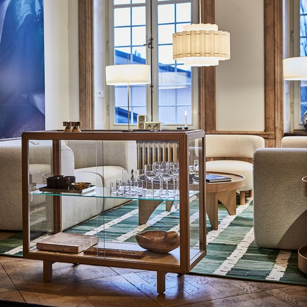 IKEA STOCKHOLM 2025 Glass-door Cabinet Oak Veneer 39 3/8x15 3/4x33 5/8 "