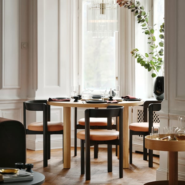 IKEA STOCKHOLM 2025 Table Oak Veneer/oak Veneer 45 1/4 "