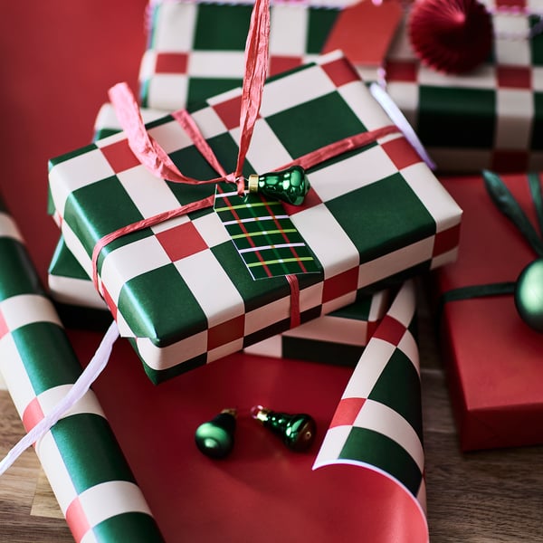 IKEA VINTERFINT Gift Wrap Roll Double Sided Multicolor/red 10x2.30 '/22.60 Sq Feet