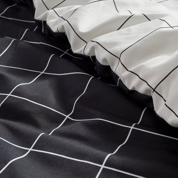 IKEA VITKLÖVER Comforter Set White Black/check Full/Queen