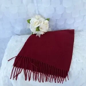 100% Cashmere Elegant Burgundy Red Fringed Scarf Jos. A Banks New