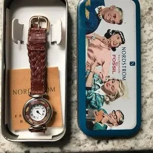 1992 RARE FOSSIL PINK/RED STONE ES-8585