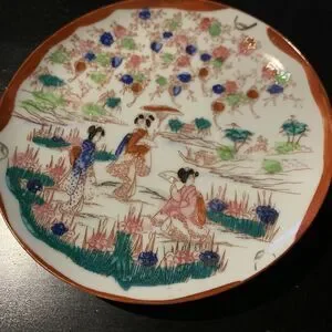 2 Vintage Antique Japanese Hand Painted 5in Plates Saucers0