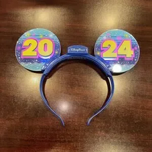 2024 Disney Parks NYE Glowing Light-Up Minnie Ears Headband New W/Batteries