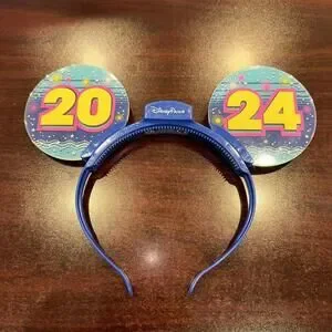 2024 Disney Parks NYE Glowing Light-Up Minnie Ears Headband New W/Batteries