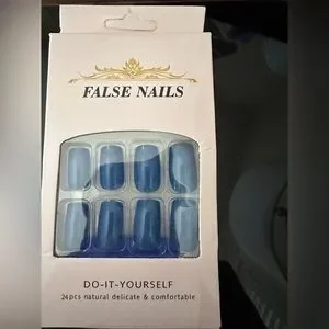 24pcs Glossy Medium Square Nails Haze Blue Full Cover Press On Nails Sweet Cool