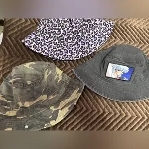 3 Bucket Hat
