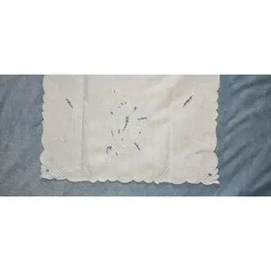 39" X 15" Vintage White Linen Cut Work Embroidered Table Runner Dresser Scarf