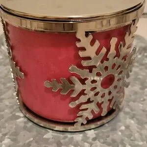 ⭐️40% Off⭐️ Bath & Body Works - White Barn Holiday Silver Candle Sleeve Bundle
