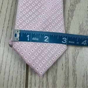 511 - Calvin Klein Tie Pink CK21100204 Silk Blend MSRP $69.50