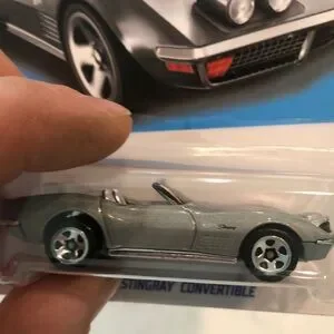 '72 Stingray Convertible - Silver