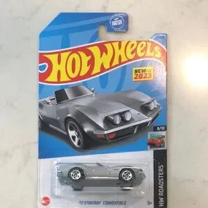 '72 Stingray Convertible - Silver