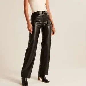 Abercrombie & Fitch Women's Black Vegan Leather 90s Relaxed Pant Size 26 or 2