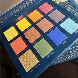 Ace Beaute Vintage Dawn Eyeshadow Palette