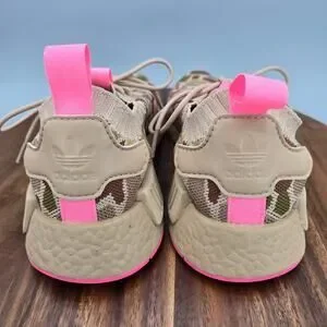 Adidas NMD R1 Primeknit Shoes Boys 5 / Womens 6 Camo Hyper Pop Athletic Sneakers