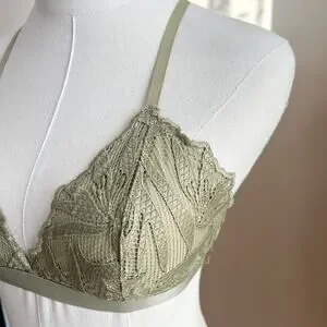 Aerie Green Lace Unlined Triangle Bralette Small Strappy No Padding Lace Bra