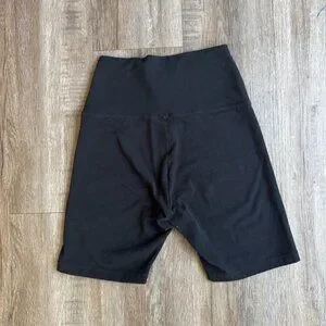 Aerie Offline Bike Shorts Hi Rise 7" Inseam - Small