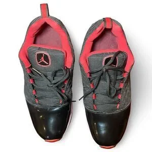 Air Jordan CMFT Viz Air 13 Black Red White 441364-001 - Men's Size 9.5