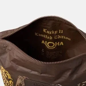 ALOHA Collection Shell Lineup Mid Pouch RARE NWT Oahu Exclusive