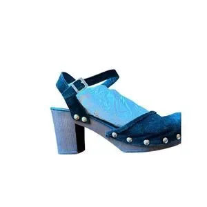 Alpe Woman Black Suede Studded Ankle Strap Block Heel Platforms Women's Size 7.5
