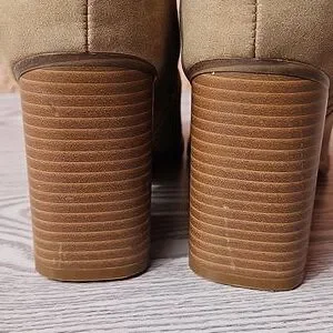 Ankle Tan Cowgirl Pointed Boots Size 8.5